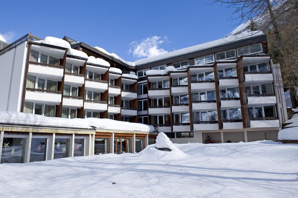 Hotel Quellenhof لوكباد المظهر الخارجي الصورة