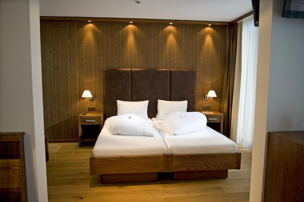 Hotel Quellenhof لوكباد المظهر الخارجي الصورة